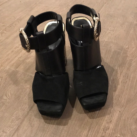 Roberto Cavalli like new platform sandal heel - Picture 4 of 7